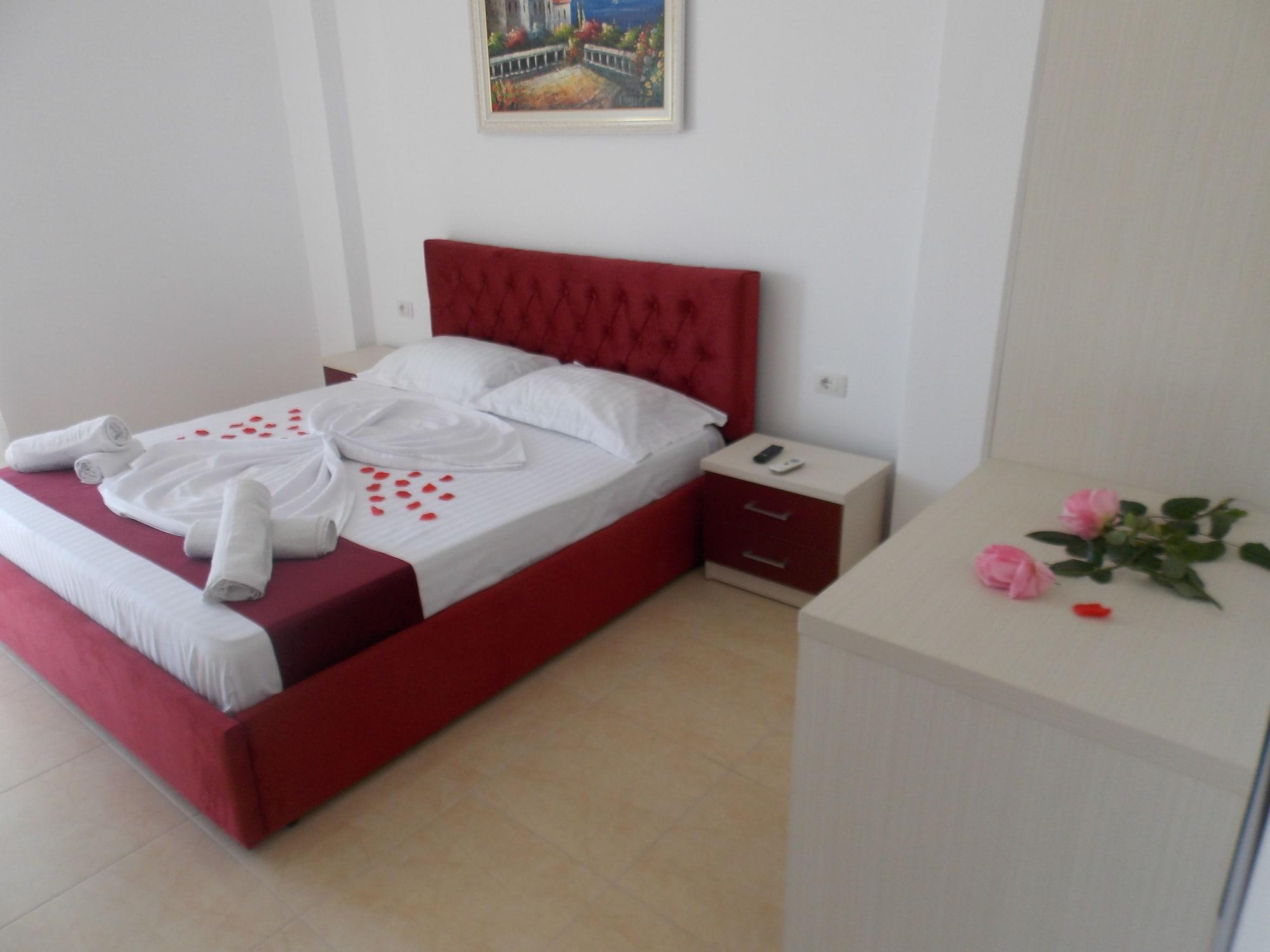 Afrimi Relax Apartments Sarandë Buitenkant foto