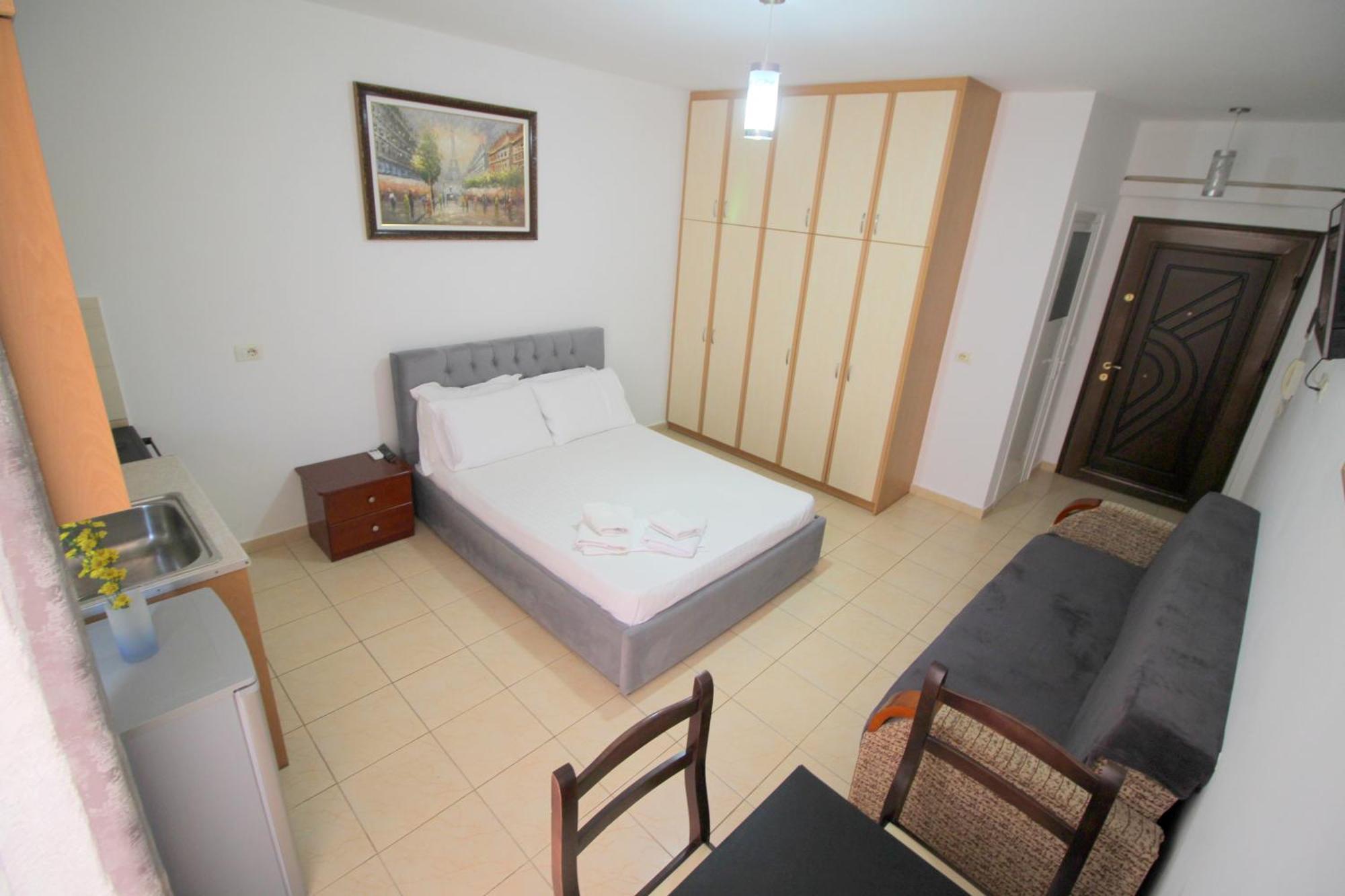 Afrimi Relax Apartments Sarandë Buitenkant foto