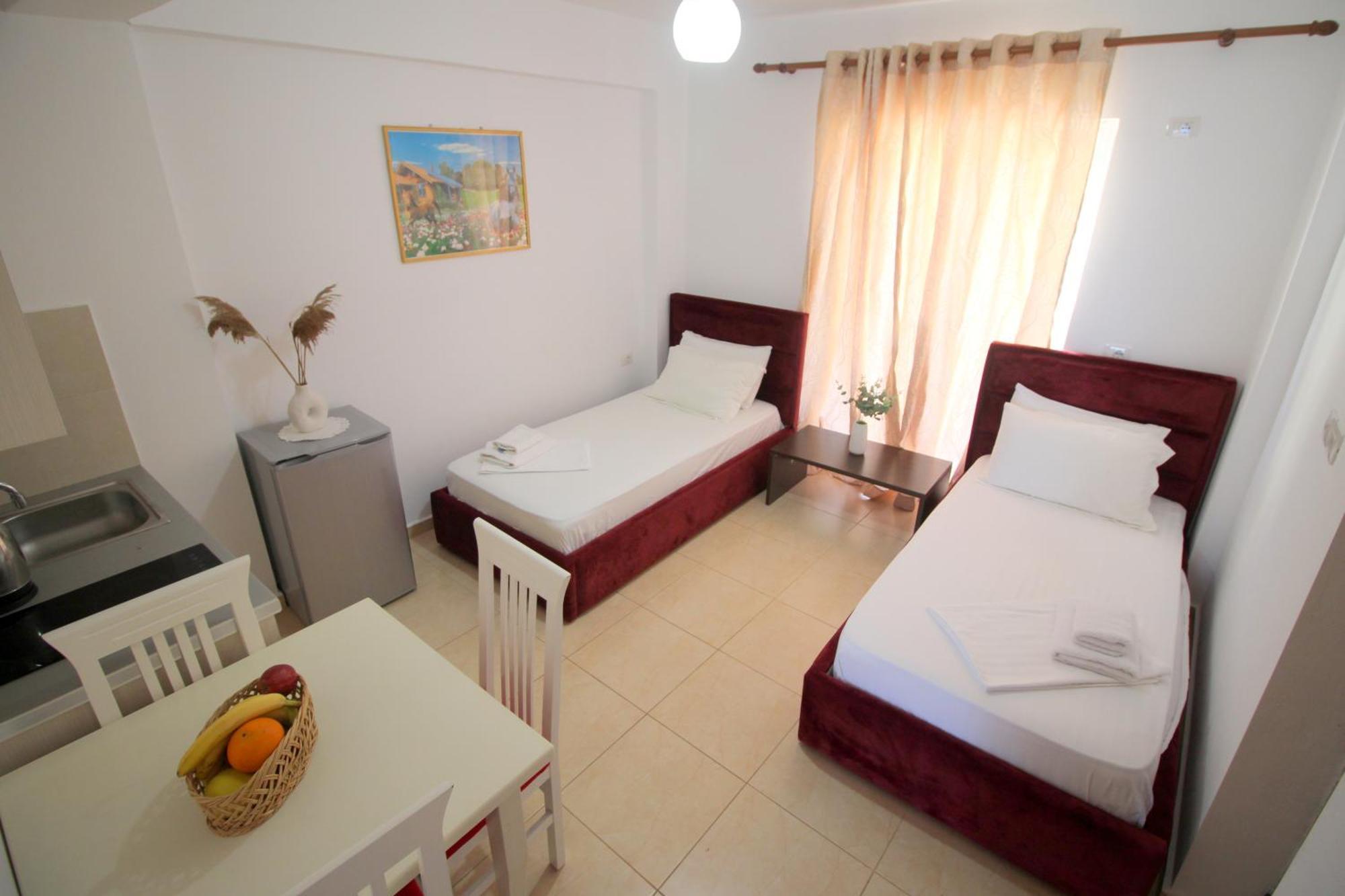 Afrimi Relax Apartments Sarandë Buitenkant foto
