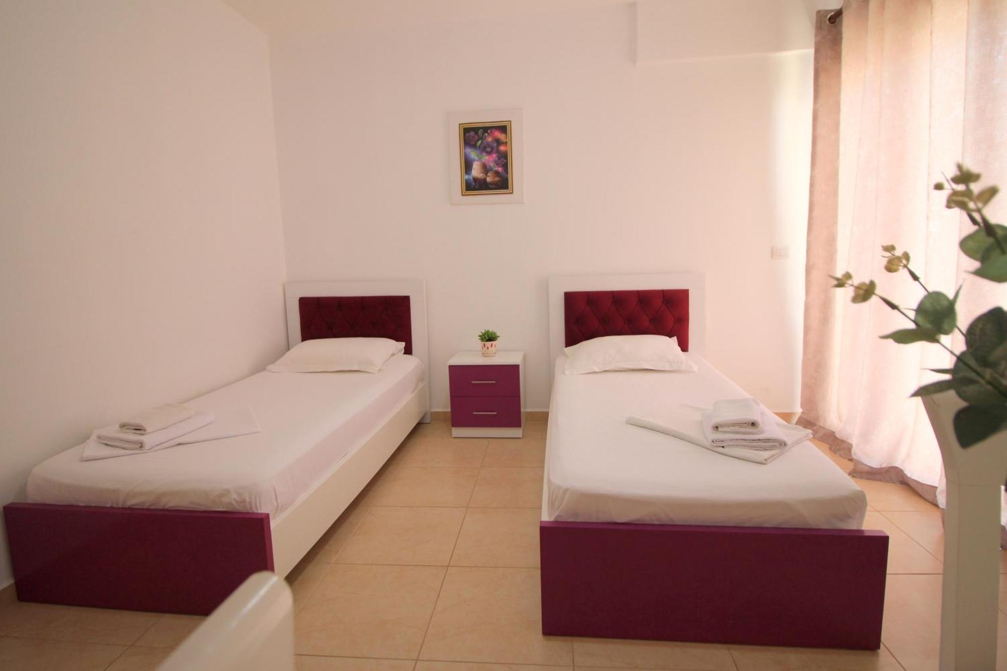 Afrimi Relax Apartments Sarandë Buitenkant foto