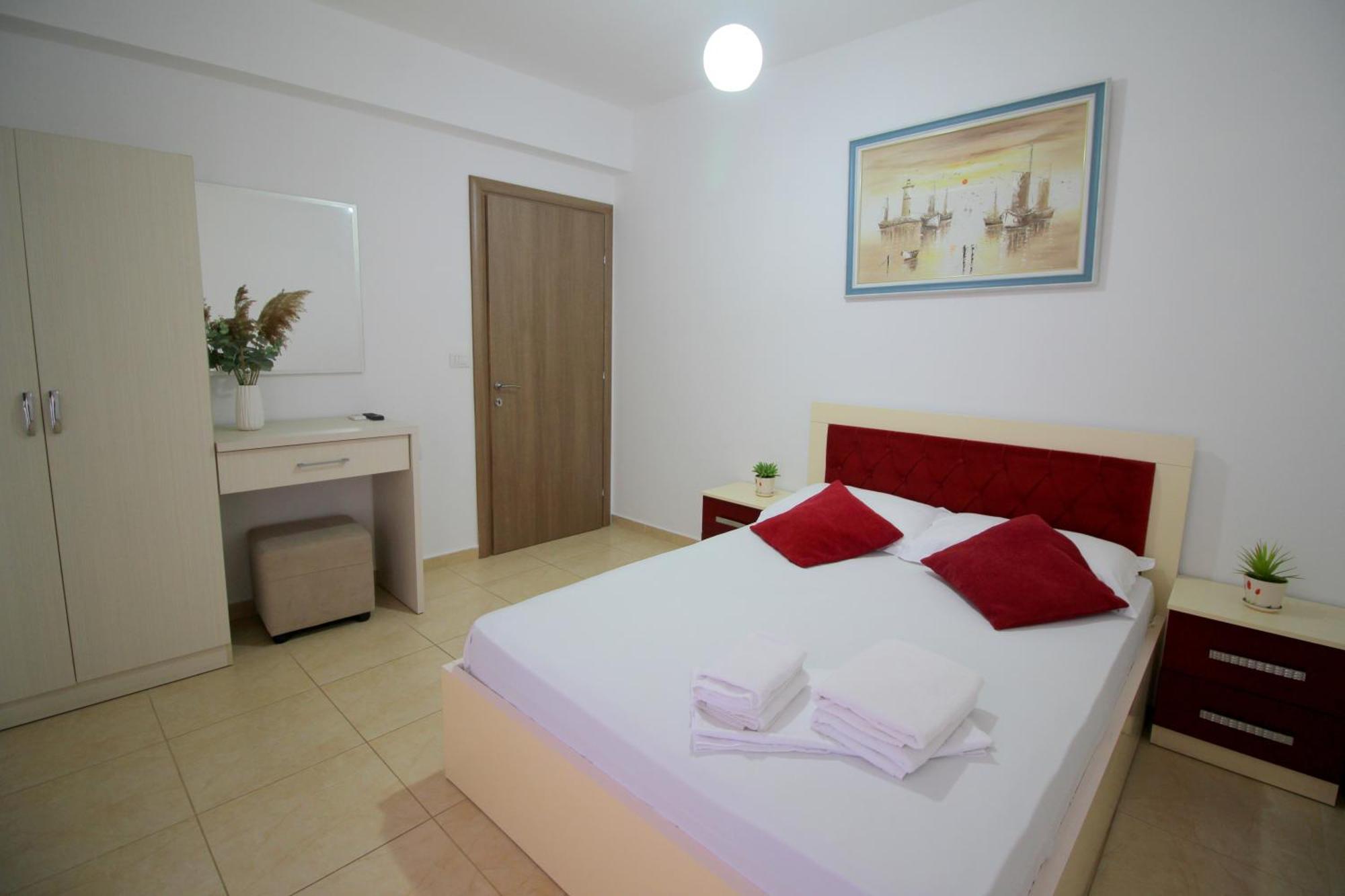 Afrimi Relax Apartments Sarandë Buitenkant foto