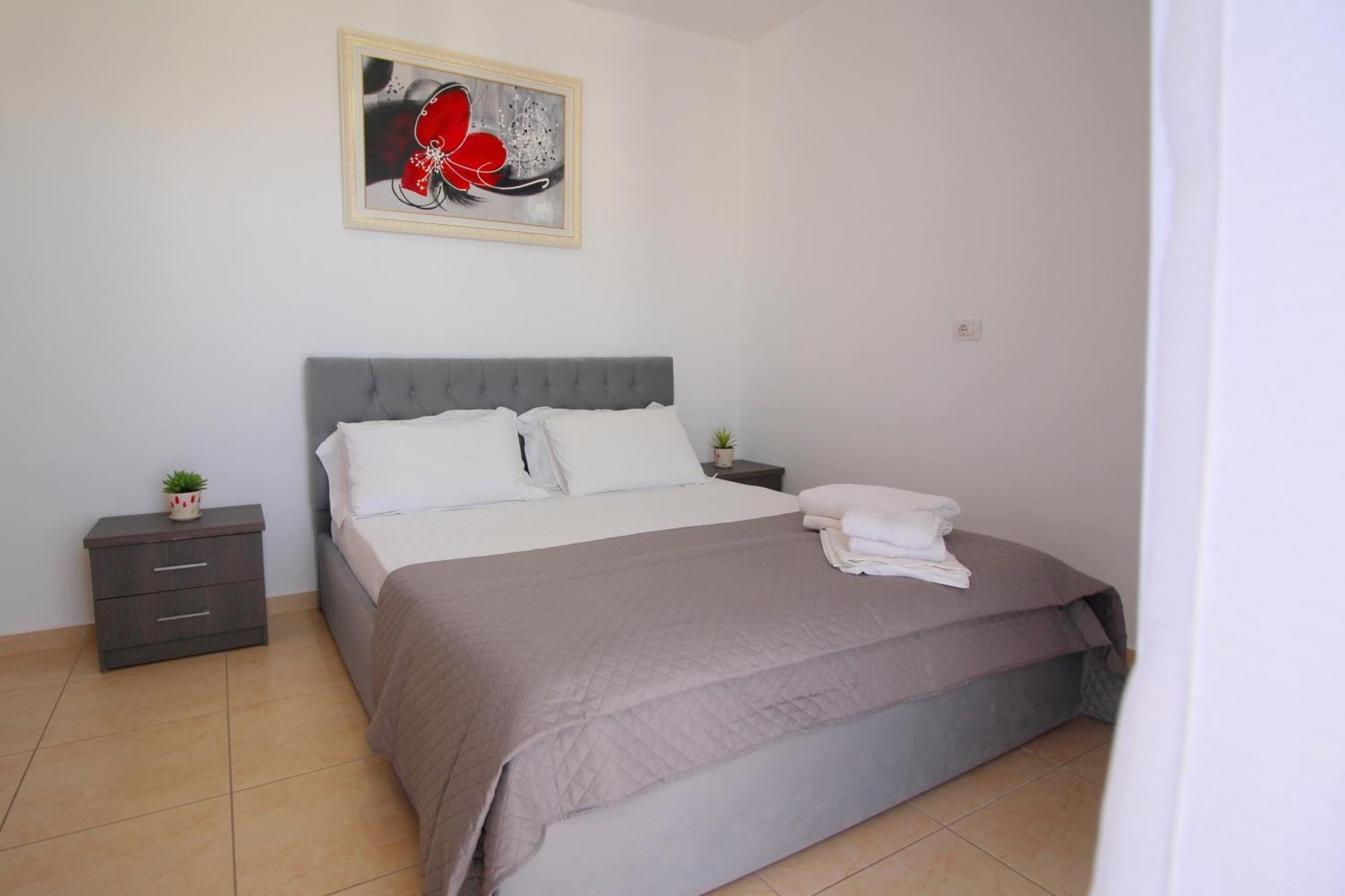Afrimi Relax Apartments Sarandë Buitenkant foto