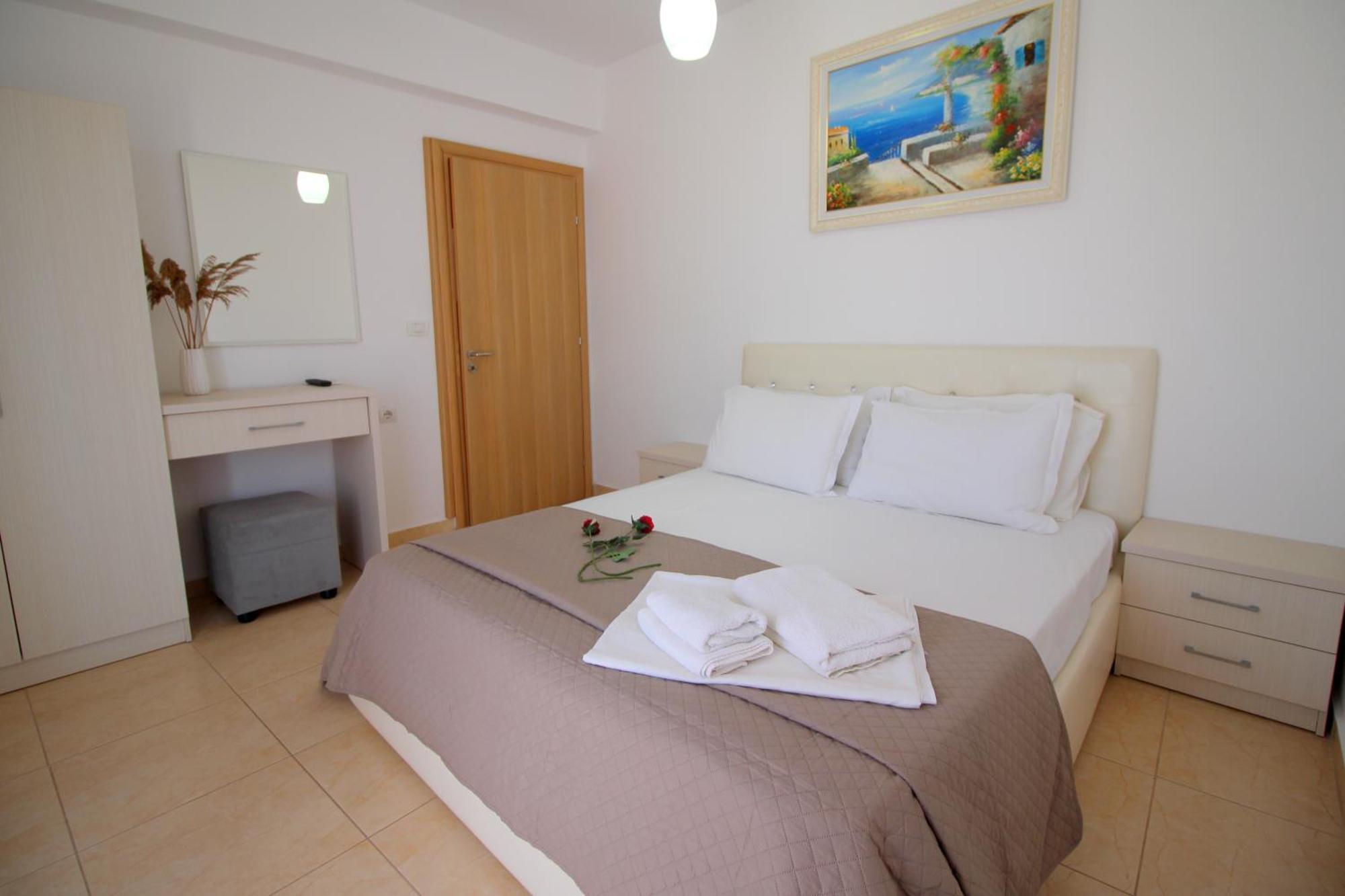 Afrimi Relax Apartments Sarandë Buitenkant foto
