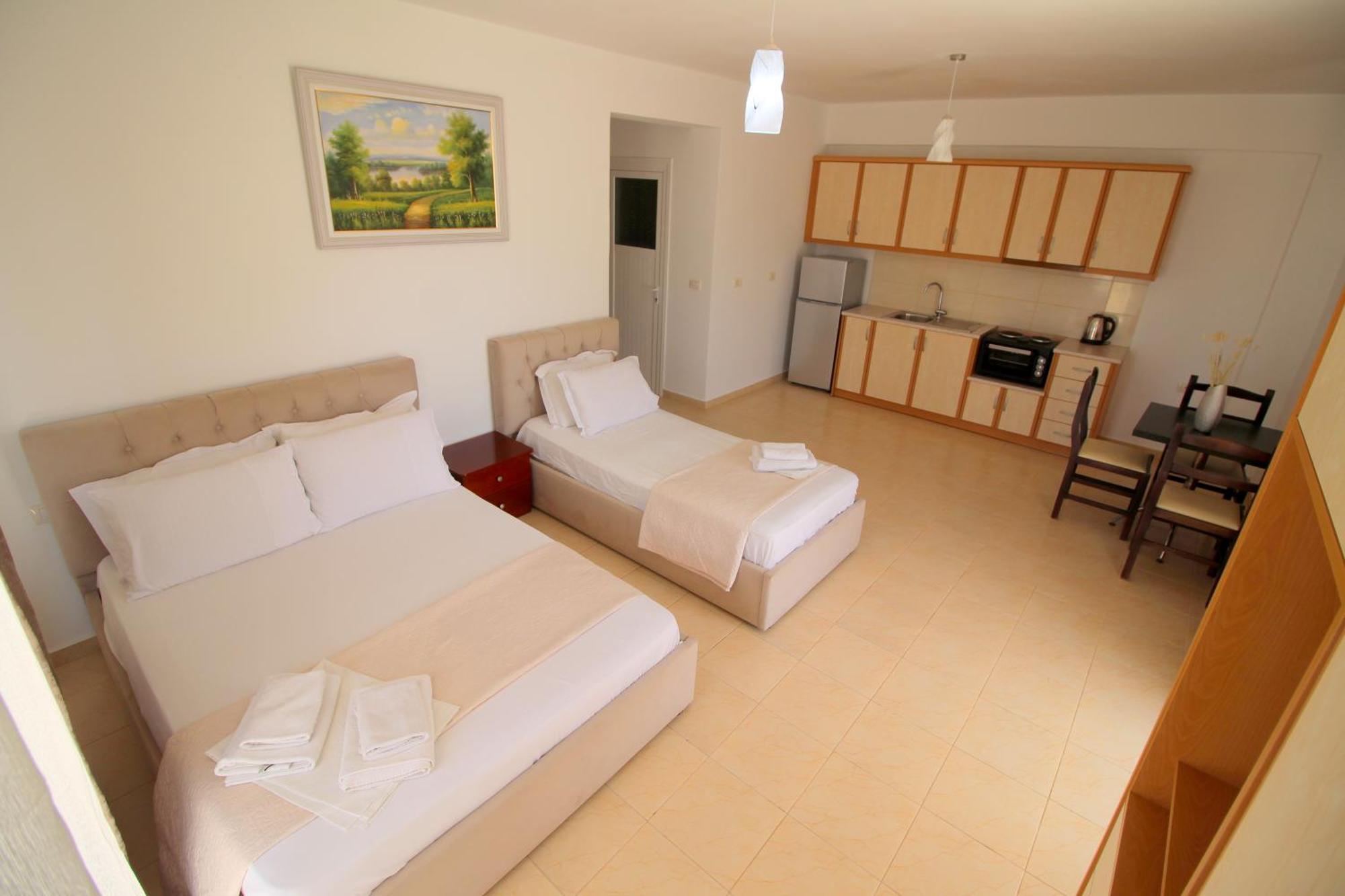 Afrimi Relax Apartments Sarandë Buitenkant foto