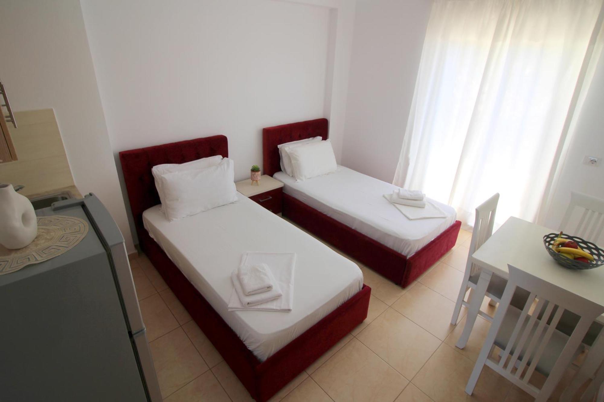 Afrimi Relax Apartments Sarandë Buitenkant foto